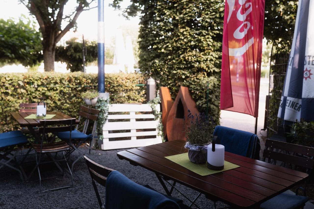 Hotel Am Weiher エルケレンツ エクステリア 写真