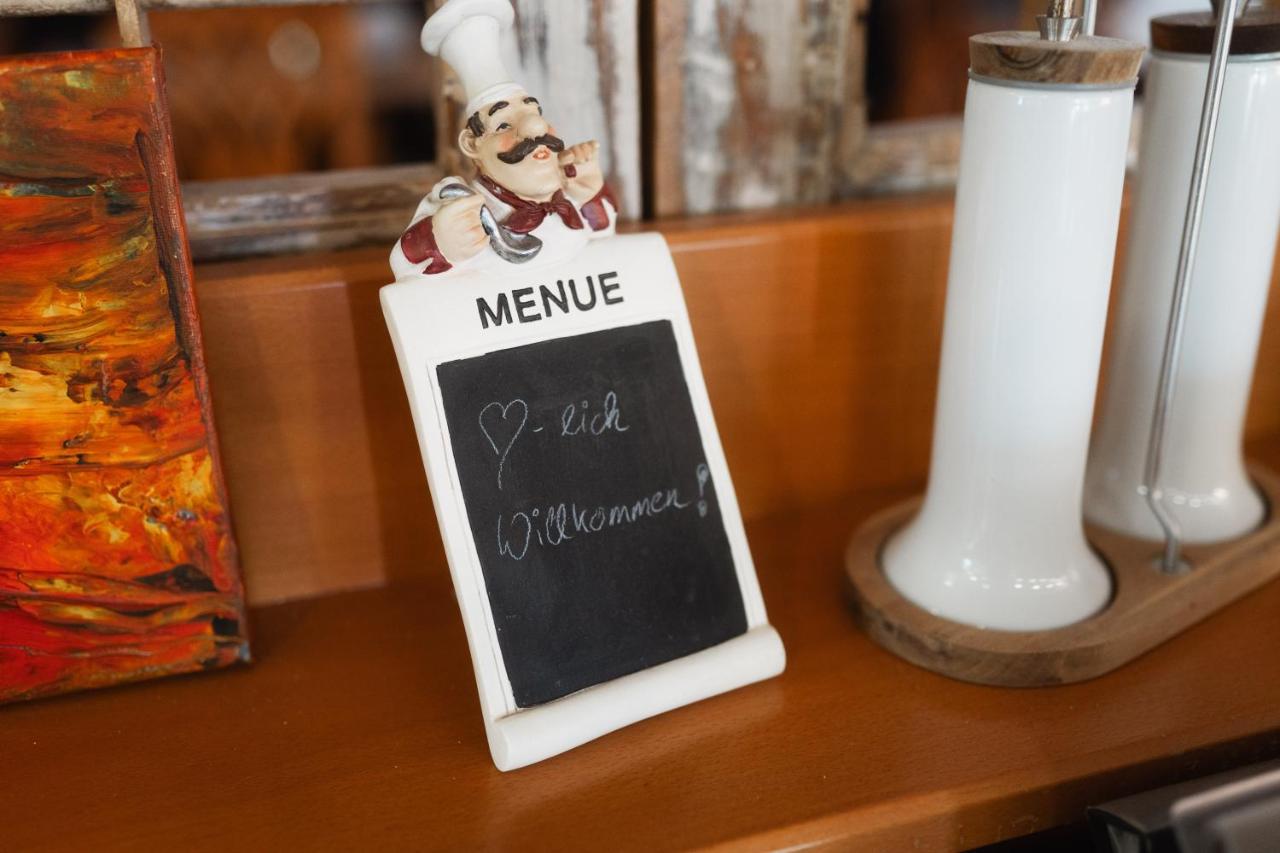 Hotel Am Weiher エルケレンツ エクステリア 写真